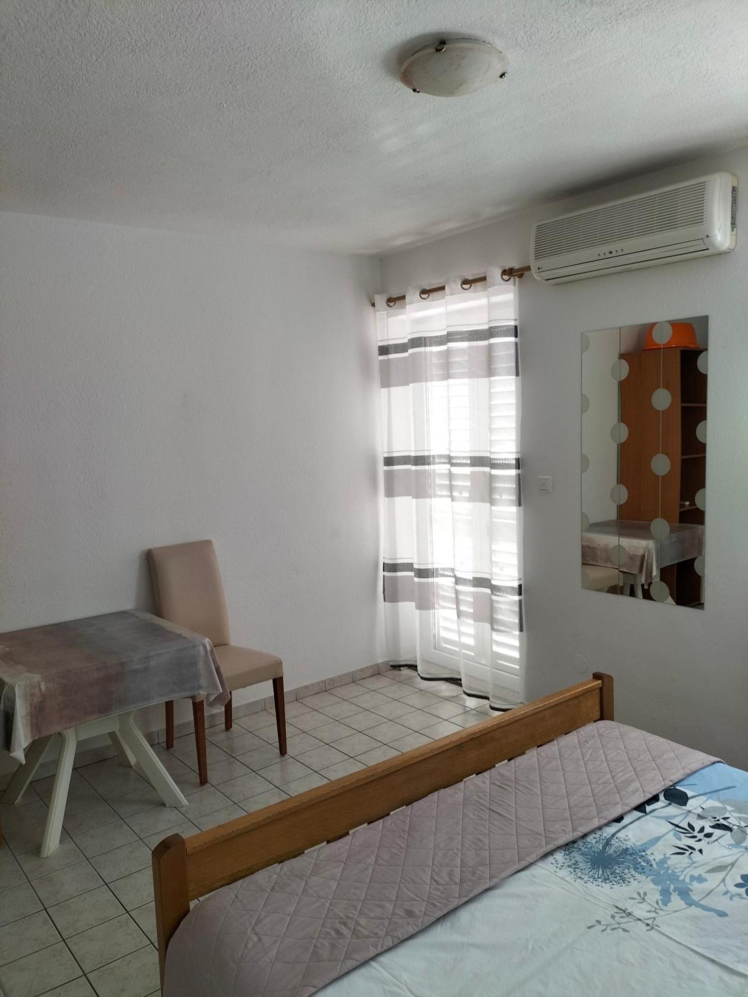 Studie-Apartment In Makarska, Kroatien Экстерьер фото
